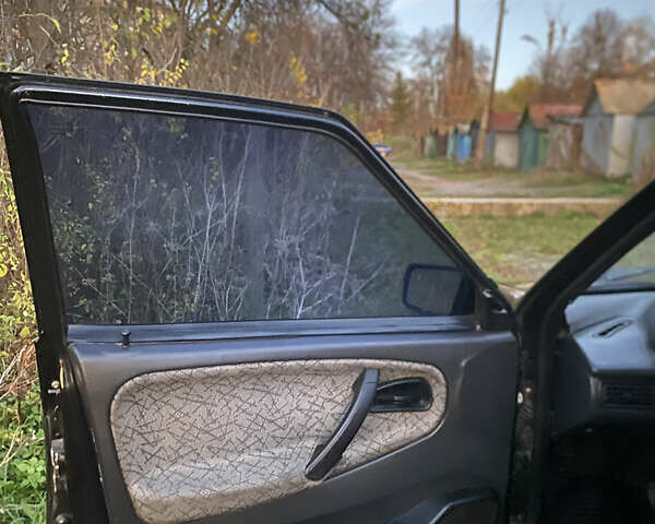 Чорний ВАЗ 2115 Самара, об'ємом двигуна 1.5 л та пробігом 312 тис. км за 1350 $, фото 7 на Automoto.ua