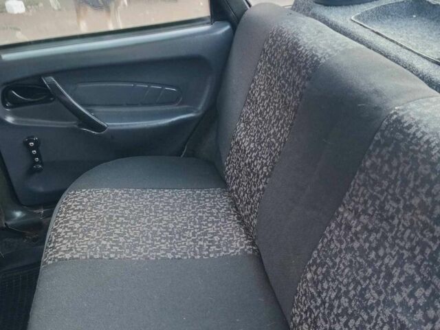 Черный ВАЗ 2115 Самара, объемом двигателя 0 л и пробегом 100 тыс. км за 1500 $, фото 6 на Automoto.ua