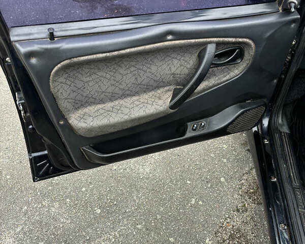 Чорний ВАЗ 2115 Самара, об'ємом двигуна 1.5 л та пробігом 179 тис. км за 2300 $, фото 10 на Automoto.ua