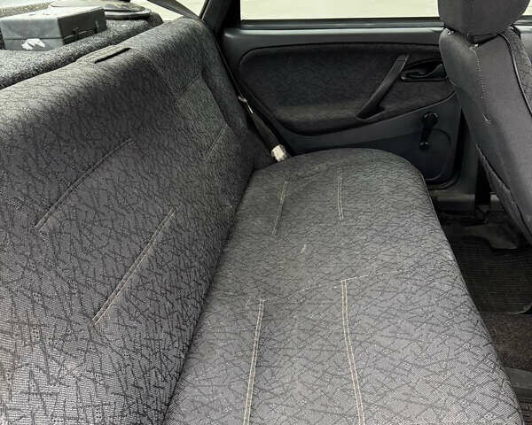 Чорний ВАЗ 2115 Самара, об'ємом двигуна 1.5 л та пробігом 206 тис. км за 1000 $, фото 8 на Automoto.ua