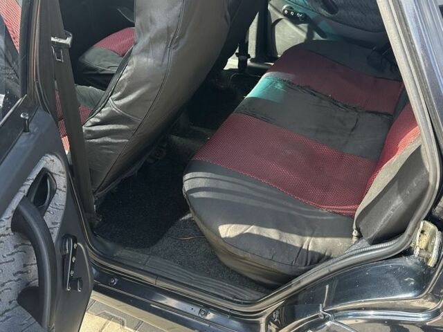 Черный ВАЗ 2115 Самара, объемом двигателя 1.5 л и пробегом 185 тыс. км за 2350 $, фото 9 на Automoto.ua