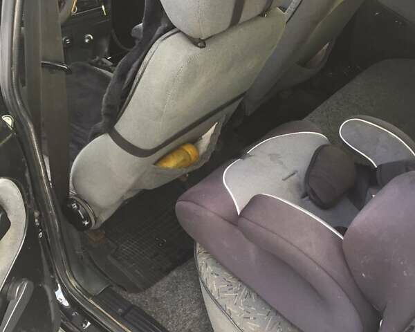 Черный ВАЗ 2115 Самара, объемом двигателя 1.5 л и пробегом 168 тыс. км за 2900 $, фото 7 на Automoto.ua