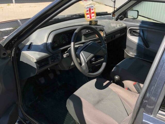 Черный ВАЗ 2115 Самара, объемом двигателя 1.6 л и пробегом 250 тыс. км за 1500 $, фото 6 на Automoto.ua