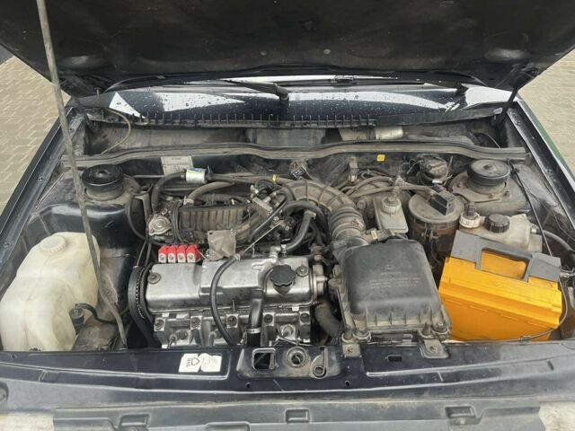 Черный ВАЗ 2115 Самара, объемом двигателя 1.6 л и пробегом 150 тыс. км за 1900 $, фото 8 на Automoto.ua