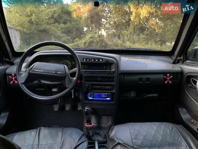 Черный ВАЗ 2115 Самара, объемом двигателя 1.6 л и пробегом 285 тыс. км за 2700 $, фото 8 на Automoto.ua