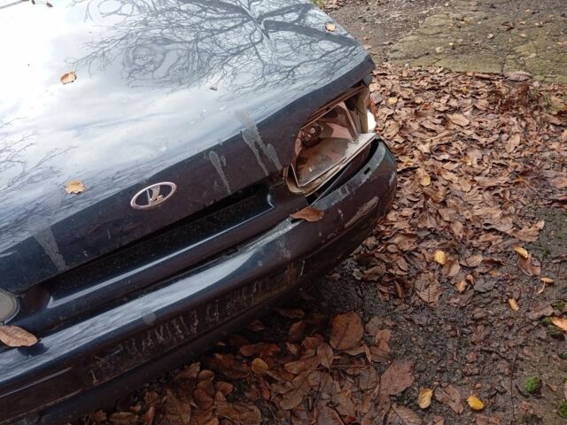 Черный ВАЗ 2115 Самара, объемом двигателя 0 л и пробегом 150 тыс. км за 800 $, фото 2 на Automoto.ua