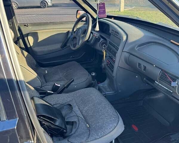 Черный ВАЗ 2115 Самара, объемом двигателя 1.6 л и пробегом 335 тыс. км за 1300 $, фото 4 на Automoto.ua