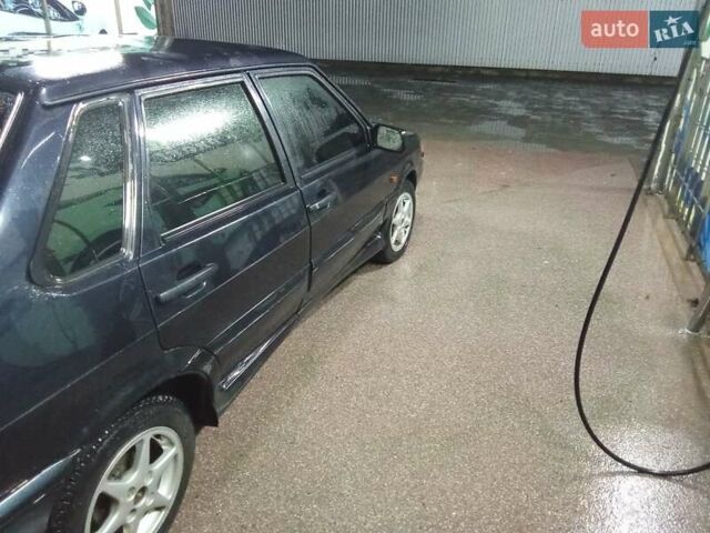 Чорний ВАЗ 2115 Самара, об'ємом двигуна 1.6 л та пробігом 240 тис. км за 1100 $, фото 2 на Automoto.ua