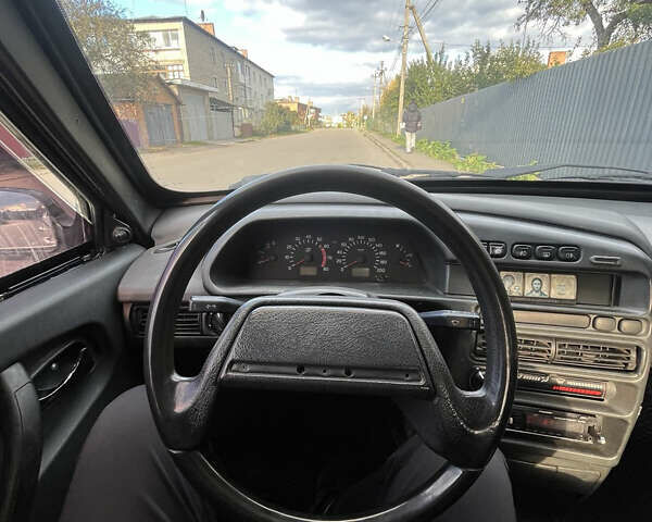 Чорний ВАЗ 2115 Самара, об'ємом двигуна 1.6 л та пробігом 250 тис. км за 1750 $, фото 8 на Automoto.ua