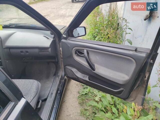 Черный ВАЗ 2115 Самара, объемом двигателя 1.6 л и пробегом 85 тыс. км за 2350 $, фото 36 на Automoto.ua
