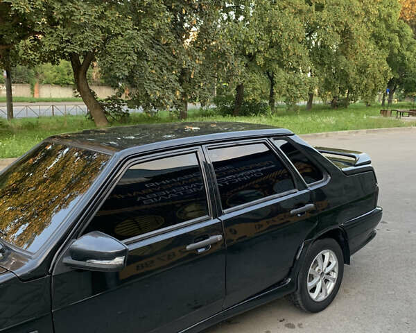 Черный ВАЗ 2115 Самара, объемом двигателя 1.6 л и пробегом 285 тыс. км за 2700 $, фото 2 на Automoto.ua