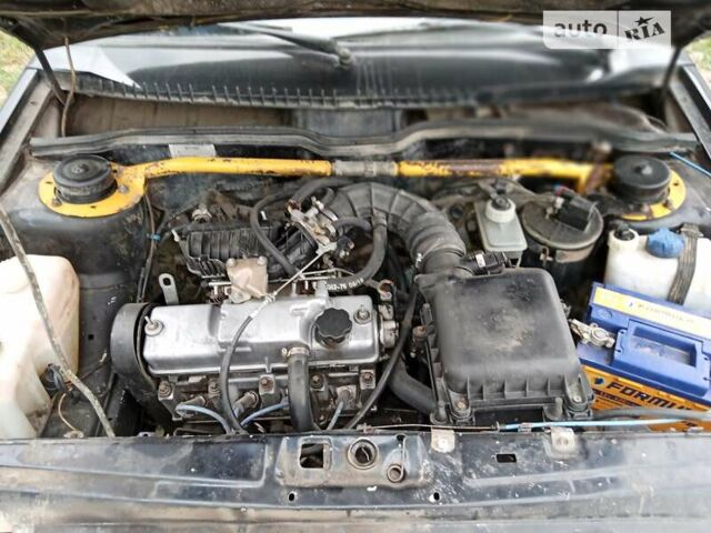 Чорний ВАЗ 2115 Самара, об'ємом двигуна 1.6 л та пробігом 195 тис. км за 2100 $, фото 1 на Automoto.ua