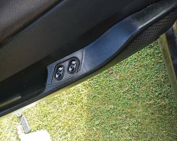 Чорний ВАЗ 2115 Самара, об'ємом двигуна 1.6 л та пробігом 222 тис. км за 1300 $, фото 11 на Automoto.ua