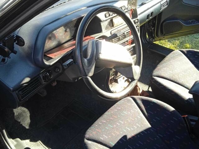 Черный ВАЗ 2115 Самара, объемом двигателя 1.6 л и пробегом 142 тыс. км за 2503 $, фото 5 на Automoto.ua