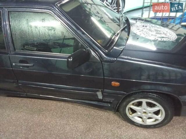 Чорний ВАЗ 2115 Самара, об'ємом двигуна 1.6 л та пробігом 240 тис. км за 1100 $, фото 9 на Automoto.ua