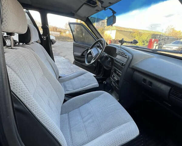 ВАЗ 2115 Самара 2007 у Нежине на Automoto.ua Чорний ВАЗ 2115 Самара, об'ємом двигуна 1.6 л та пробігом 145 тис. км за 2500 $, фото 3 на Automoto.ua