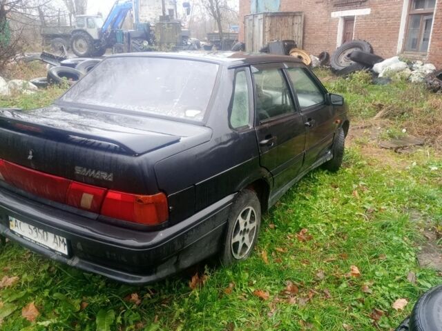 Черный ВАЗ 2115 Самара, объемом двигателя 1 л и пробегом 300 тыс. км за 900 $, фото 3 на Automoto.ua