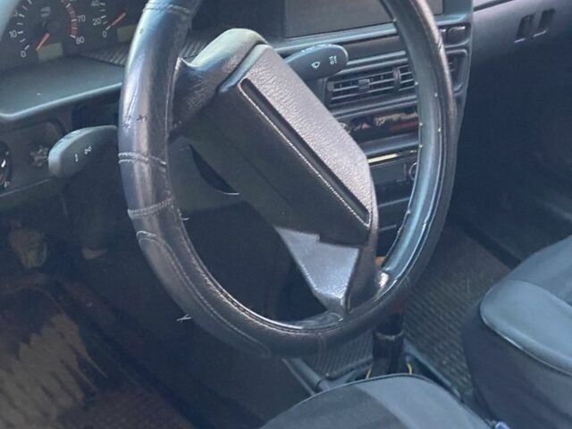 Черный ВАЗ 2115 Самара, объемом двигателя 1.6 л и пробегом 138 тыс. км за 2400 $, фото 6 на Automoto.ua