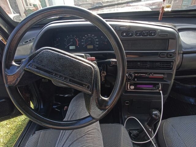 Чорний ВАЗ 2115 Самара, об'ємом двигуна 1.6 л та пробігом 222 тис. км за 1400 $, фото 5 на Automoto.ua