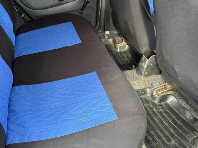 Чорний ВАЗ 2115 Самара, об'ємом двигуна 1.6 л та пробігом 200 тис. км за 1050 $, фото 6 на Automoto.ua