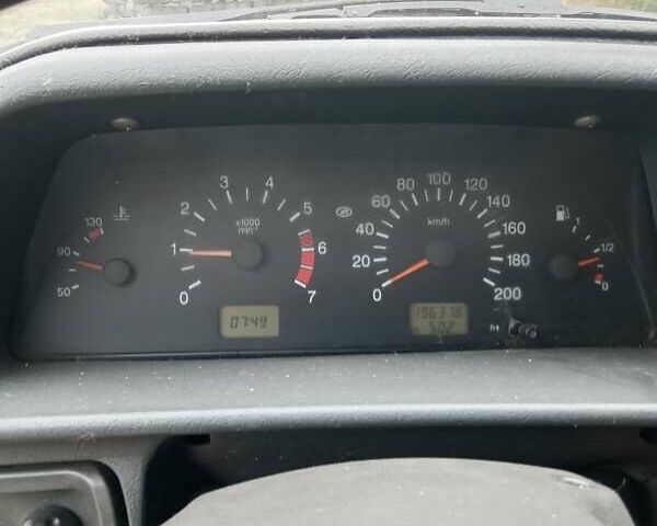 Чорний ВАЗ 2115 Самара, об'ємом двигуна 1.6 л та пробігом 195 тис. км за 2100 $, фото 2 на Automoto.ua