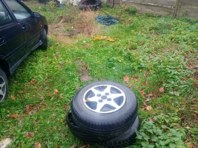 Черный ВАЗ 2115 Самара, объемом двигателя 1 л и пробегом 300 тыс. км за 900 $, фото 7 на Automoto.ua