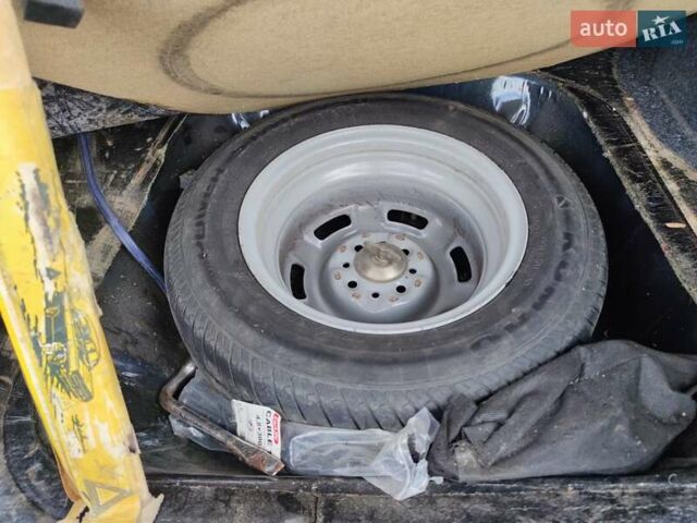 Черный ВАЗ 2115 Самара, объемом двигателя 1.6 л и пробегом 85 тыс. км за 2350 $, фото 21 на Automoto.ua