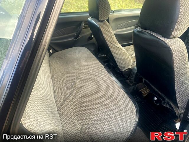 Чорний ВАЗ 2115 Самара, об'ємом двигуна 1.6 л та пробігом 138 тис. км за 2500 $, фото 7 на Automoto.ua