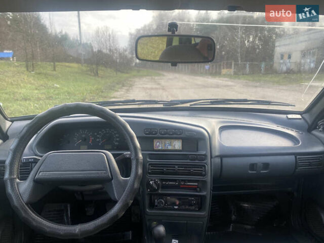 Черный ВАЗ 2115 Самара, объемом двигателя 1.6 л и пробегом 138 тыс. км за 2500 $, фото 5 на Automoto.ua