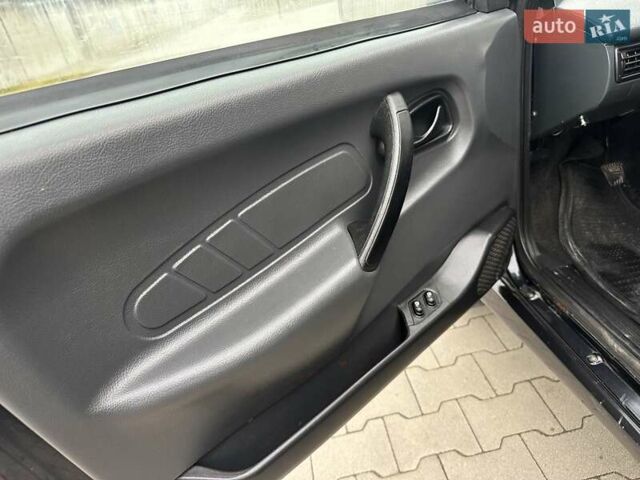 Чорний ВАЗ 2115 Самара, об'ємом двигуна 1.5 л та пробігом 192 тис. км за 1195 $, фото 50 на Automoto.ua