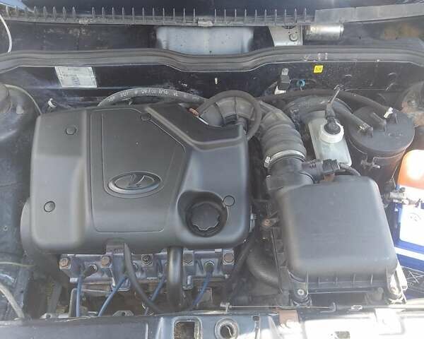 Черный ВАЗ 2115 Самара, объемом двигателя 1.6 л и пробегом 165 тыс. км за 1900 $, фото 3 на Automoto.ua