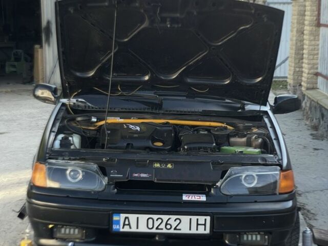 Черный ВАЗ 2115 Самара, объемом двигателя 1.6 л и пробегом 200 тыс. км за 900 $, фото 2 на Automoto.ua