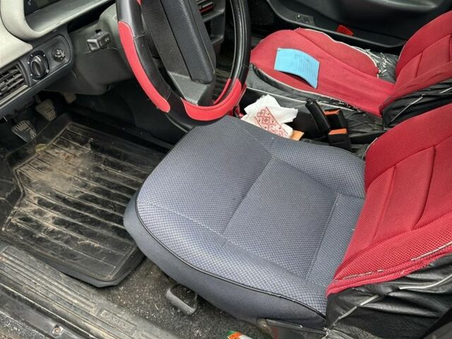 Черный ВАЗ 2115 Самара, объемом двигателя 1.6 л и пробегом 222 тыс. км за 1733 $, фото 6 на Automoto.ua