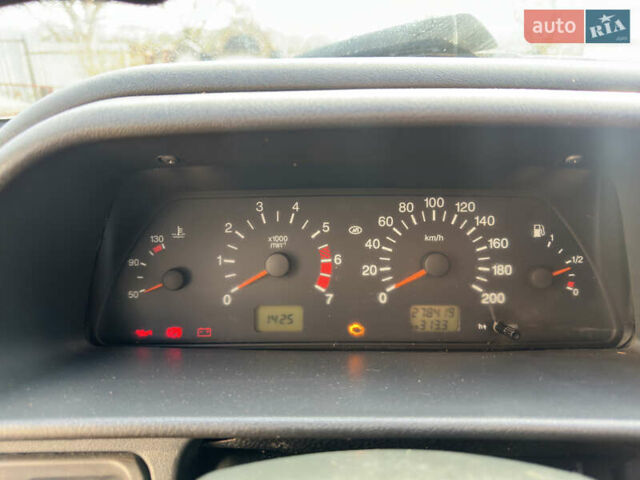 Чорний ВАЗ 2115 Самара, об'ємом двигуна 1.6 л та пробігом 278 тис. км за 2500 $, фото 4 на Automoto.ua