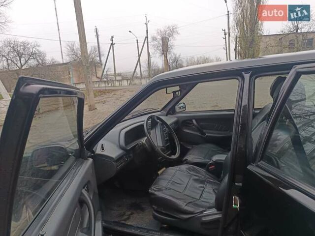 Чорний ВАЗ 2115 Самара, об'ємом двигуна 1.6 л та пробігом 190 тис. км за 1800 $, фото 6 на Automoto.ua