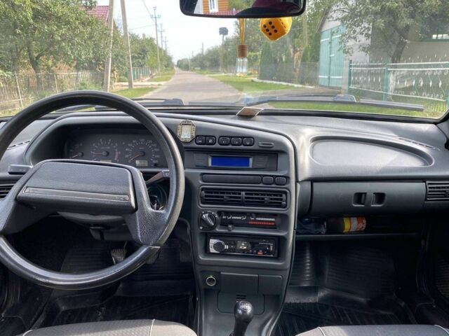 Чорний ВАЗ 2115 Самара, об'ємом двигуна 1.6 л та пробігом 204 тис. км за 2000 $, фото 5 на Automoto.ua