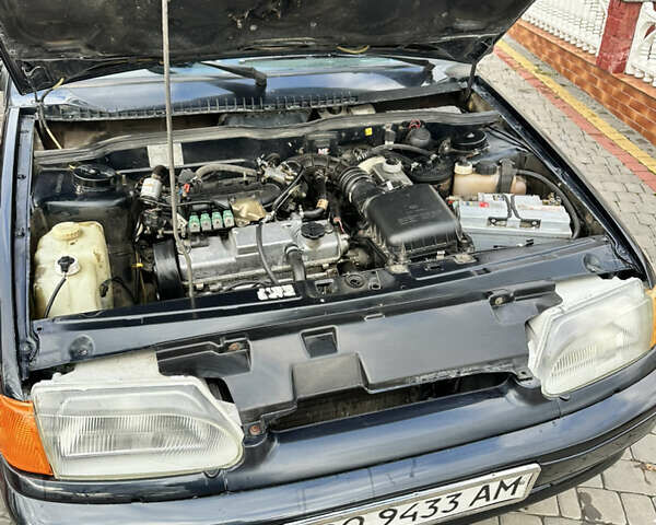 Чорний ВАЗ 2115 Самара, об'ємом двигуна 1.6 л та пробігом 278 тис. км за 2500 $, фото 3 на Automoto.ua