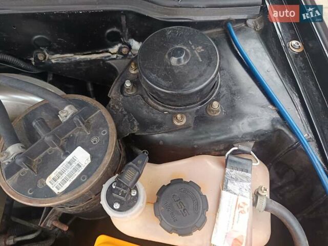 Чорний ВАЗ 2115 Самара, об'ємом двигуна 1.6 л та пробігом 190 тис. км за 1800 $, фото 16 на Automoto.ua