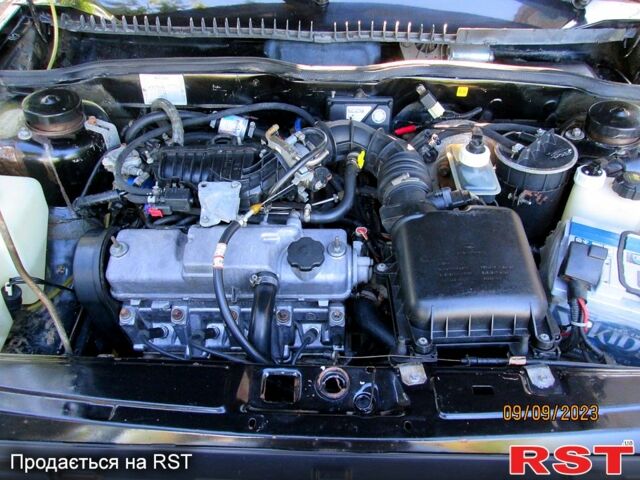 Чорний ВАЗ 2115 Самара, об'ємом двигуна 1.6 л та пробігом 165 тис. км за 2800 $, фото 13 на Automoto.ua