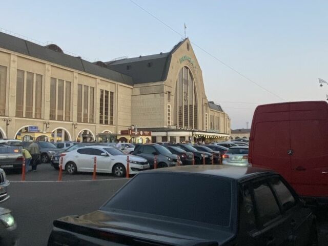 Черный ВАЗ 2115 Самара, объемом двигателя 1.6 л и пробегом 200 тыс. км за 900 $, фото 3 на Automoto.ua