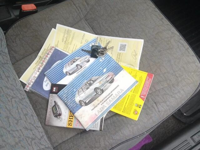 Черный ВАЗ 2115 Самара, объемом двигателя 1.6 л и пробегом 230 тыс. км за 1350 $, фото 2 на Automoto.ua