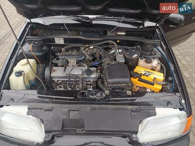 Чорний ВАЗ 2115 Самара, об'ємом двигуна 1.6 л та пробігом 190 тис. км за 1800 $, фото 14 на Automoto.ua