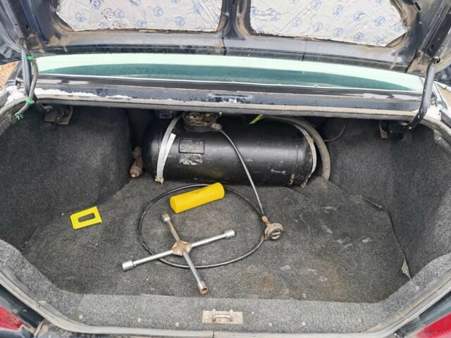 Чорний ВАЗ 2115 Самара, об'ємом двигуна 1.6 л та пробігом 227 тис. км за 1100 $, фото 2 на Automoto.ua