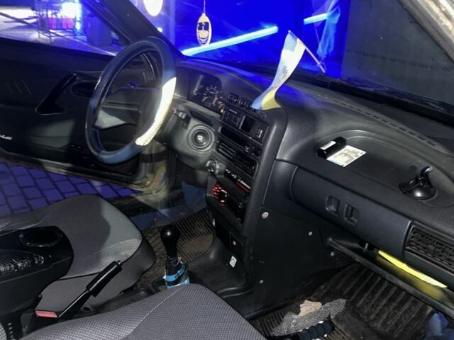 Чорний ВАЗ 2115 Самара, об'ємом двигуна 1.6 л та пробігом 193 тис. км за 800 $, фото 6 на Automoto.ua