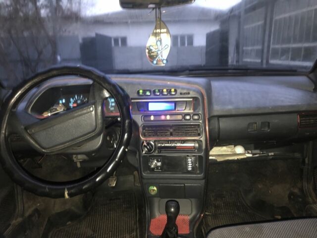 Черный ВАЗ 2115 Самара, объемом двигателя 1.6 л и пробегом 100 тыс. км за 1200 $, фото 7 на Automoto.ua