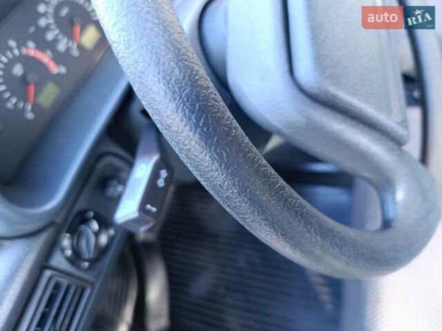 Чорний ВАЗ 2115 Самара, об'ємом двигуна 1.6 л та пробігом 94 тис. км за 3750 $, фото 13 на Automoto.ua