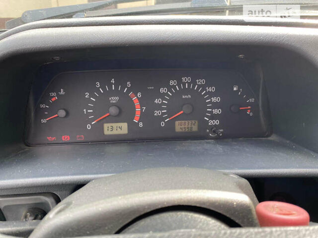 Черный ВАЗ 2115 Самара, объемом двигателя 1.6 л и пробегом 188 тыс. км за 3766 $, фото 12 на Automoto.ua