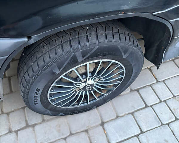 Чорний ВАЗ 2115 Самара, об'ємом двигуна 1.6 л та пробігом 235 тис. км за 1600 $, фото 5 на Automoto.ua