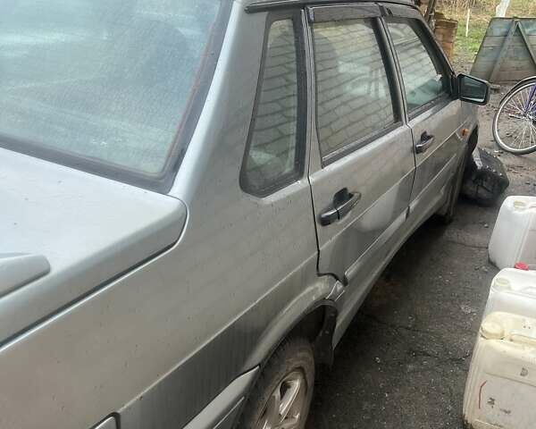 Черный ВАЗ 2115 Самара, объемом двигателя 1.6 л и пробегом 170 тыс. км за 3000 $, фото 2 на Automoto.ua