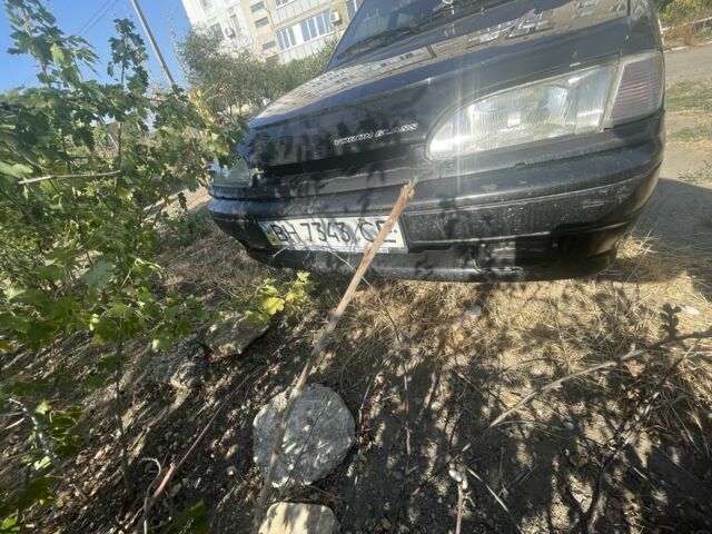 Чорний ВАЗ 2115 Самара, об'ємом двигуна 1.6 л та пробігом 2 тис. км за 2300 $, фото 3 на Automoto.ua